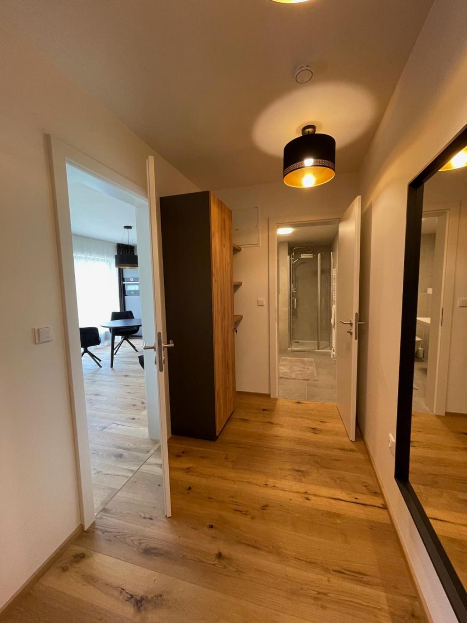 H52 Apartments Брно Екстер'єр фото